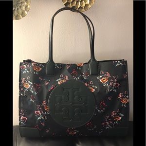 💐NWT !! Tory Burch Ella Tote !!